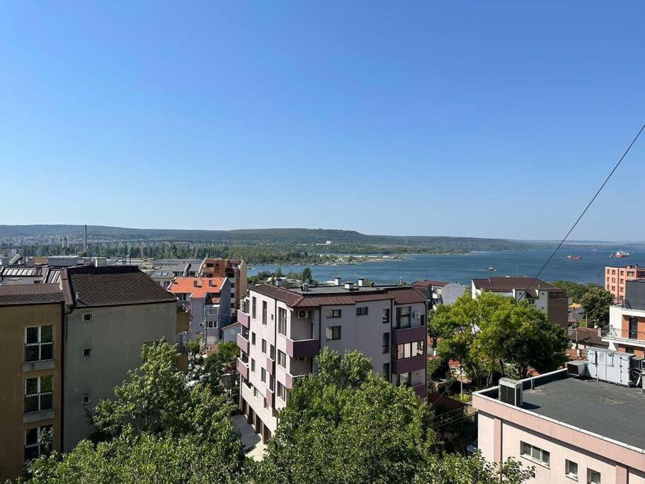 Апартамент Каролина Varna Esterno foto