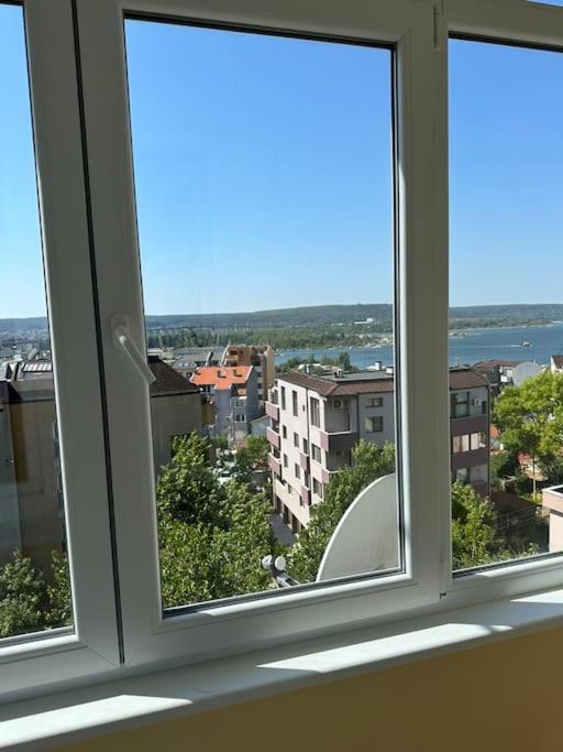Апартамент Каролина Varna Esterno foto